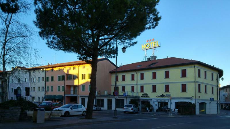 Hotel Vittoria Сан-Джорджо-ді-Ногаро Екстер'єр фото